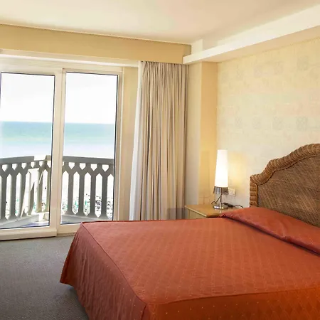 Hotel City Hotel
