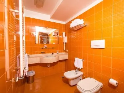 Hotel City Hotel 4*
