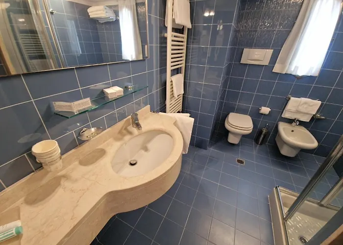 City Hotel Szálloda