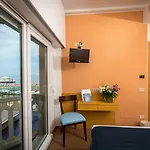Hotel City Hotel 4*