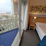 City Hotel Hotel