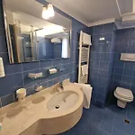 City Hotel 4*