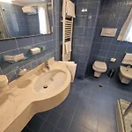 City Hotel Hotel