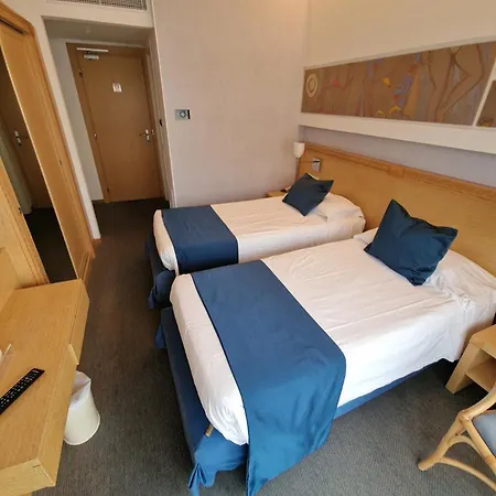 Hotel City Hotel