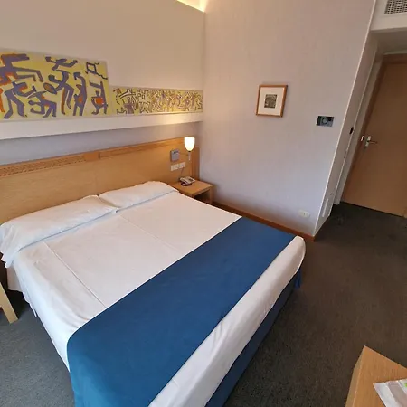 Hotel City Hotel