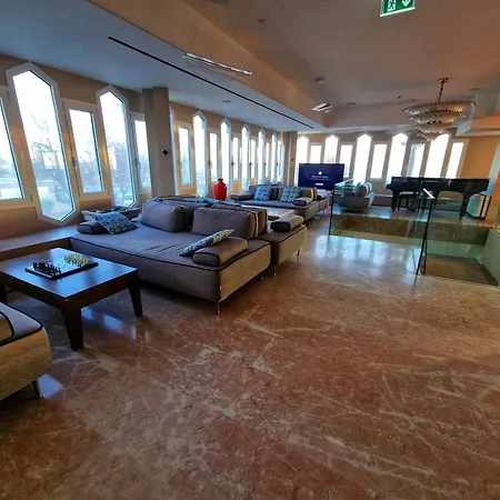 Hotel City Hotel