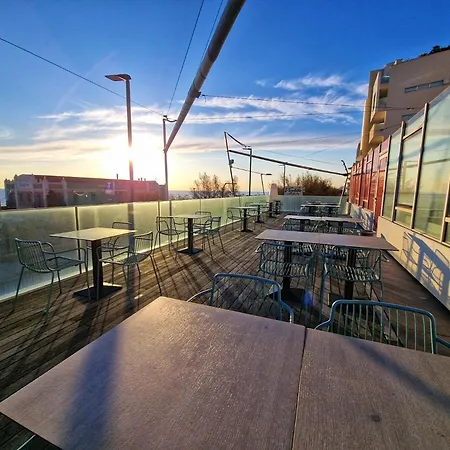 Hotel City Hotel 4*