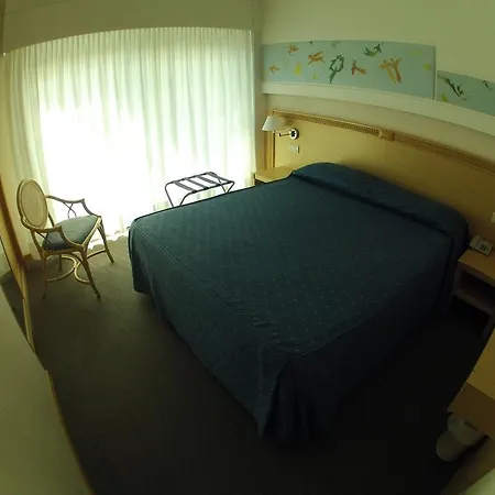 City Hotel 4*