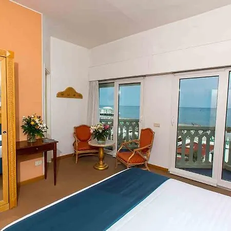 ホテル City Hotel