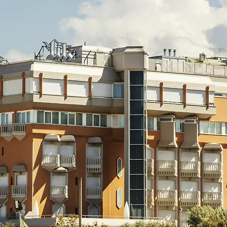 ホテル City Hotel セニガッリア