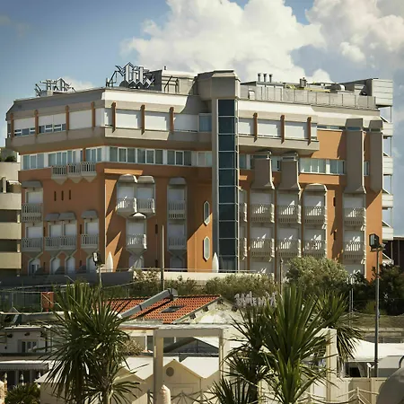 City Hotel 4*